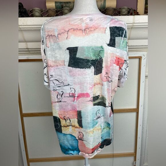 VTG Cat print watercolor Vneck top w/ delicate bling flutter sleeves 🐱 - Picture 3 of 15
